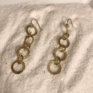 Gold colored linked circle earrings